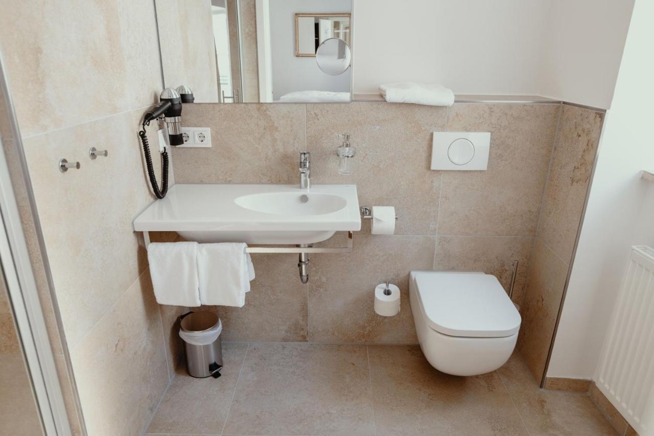 Hotel Schierlinger Braeustueberl Εξωτερικό φωτογραφία